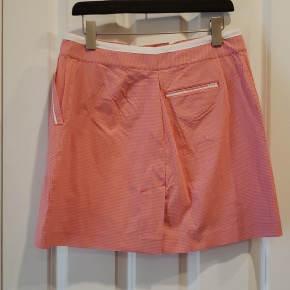 IZOD Red Gingham Plaid Skort Golf Skirt sz 10 - Picture 4 of 9